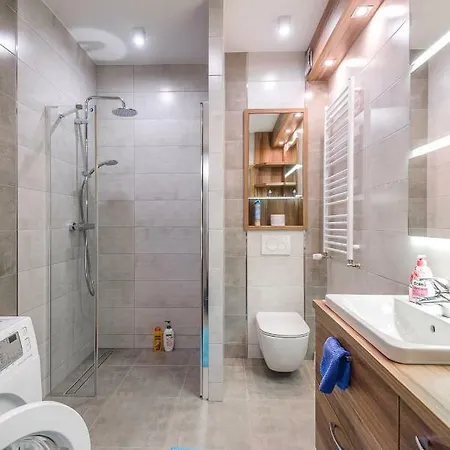 Апартаменты 48m W Centrum Grojca Grojec (Masovia)