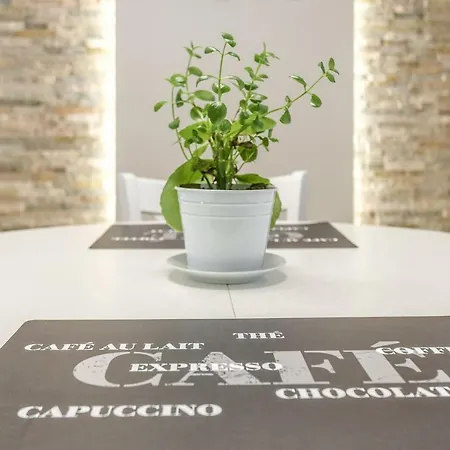 48m W Centrum Grojca Grojec (Masovia)