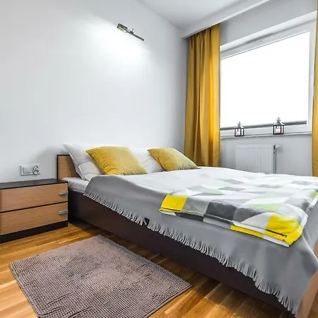 48m W Centrum Grojca